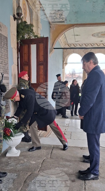 В Карлово тържествено бяха отбелязани 148 години от избора на първия Градски съвет 