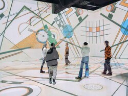 MINA Sofia представя две нови прожекции, посветени на Моне и Кандински, снимка – MINA Sofia 