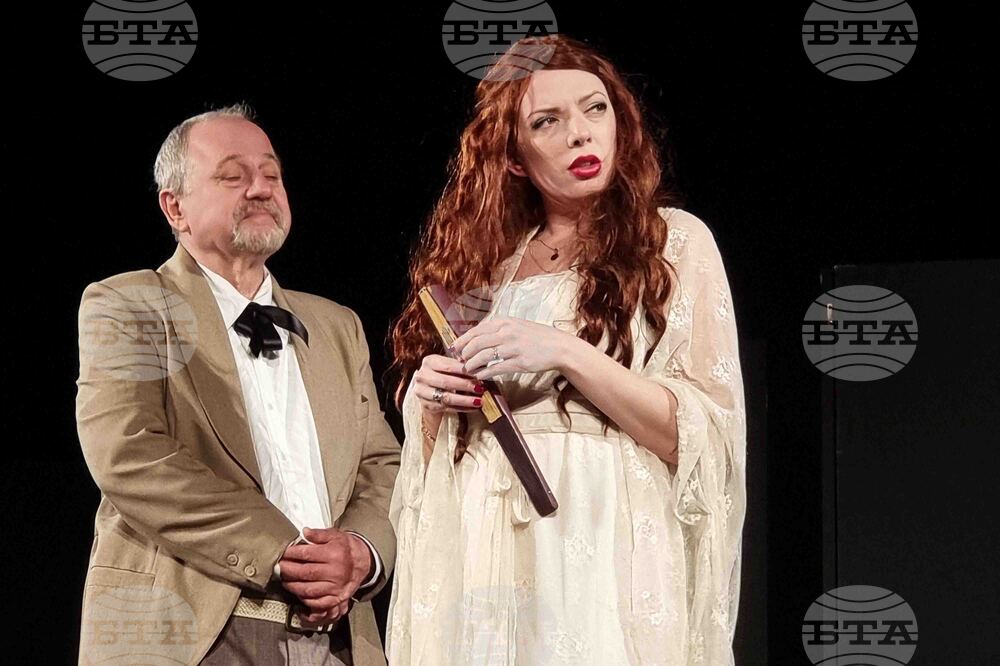 Ямбол - „Ученици пишат за театър” - инициатива