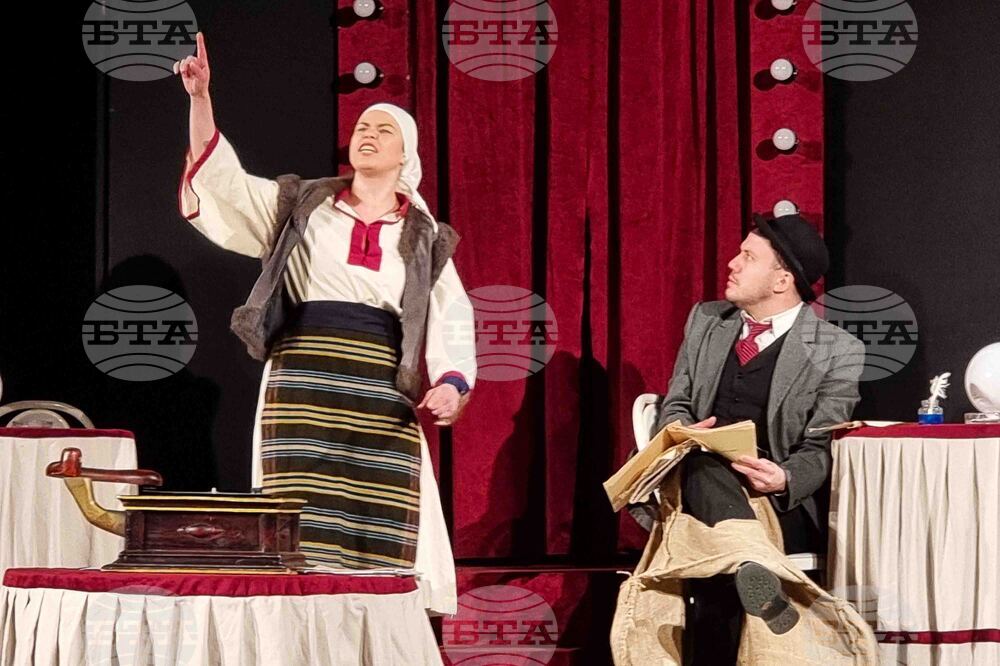 Ямбол - „Ученици пишат за театър” - инициатива