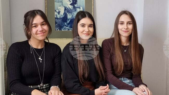  ДТ „Невена Коканова” и НАТФИЗ организират инициативата „Ученици пишат за театър” за втора поредна година в Ямбол