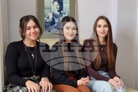 Ямбол - „Ученици пишат за театър” - инициатива