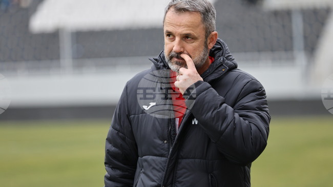 "Противникът беше готов за нашата игра", призна старши треньорът на Локомотив (Пловдив) Душан Косич след поражението от ЦСКА 1948