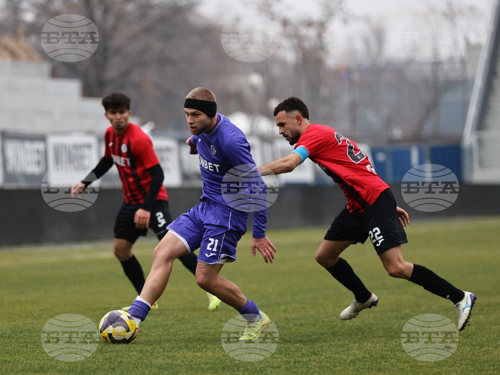 Пловдив - футбол - Локомотив (Пловдив) - Етър (Велико Търново) - контрола