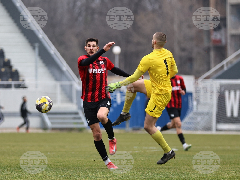 Пловдив - футбол - Локомотив (Пловдив) - Етър (Велико Търново) - контрола