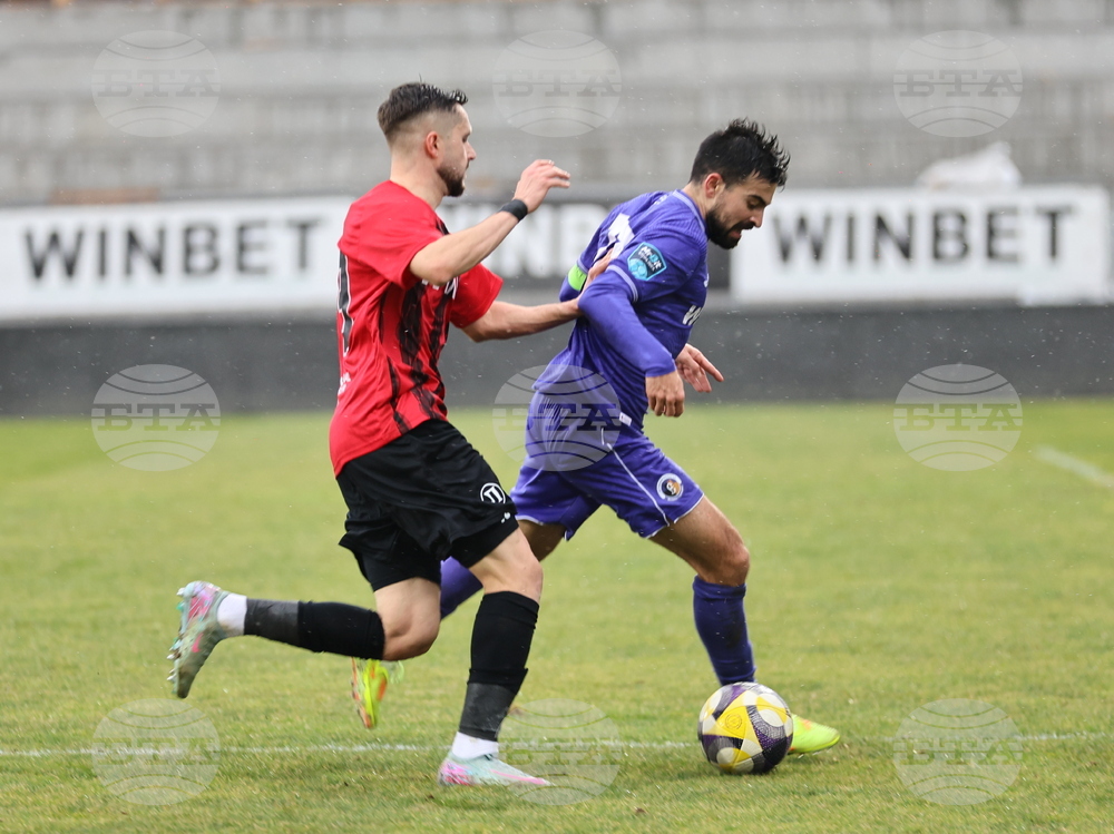 Пловдив - футбол - Локомотив (Пловдив) - Етър (Велико Търново) - контрола