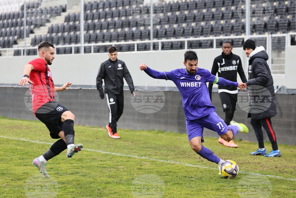 Пловдив - футбол - Локомотив (Пловдив) - Етър (Велико Търново) - контрола