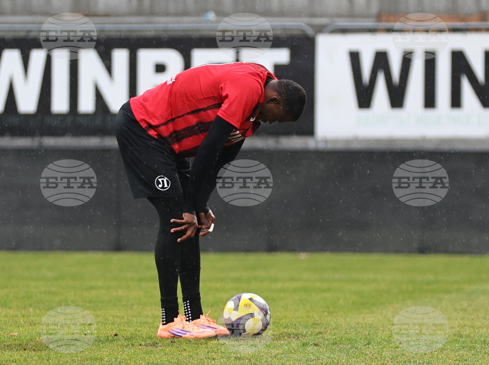 Пловдив - футбол - Локомотив (Пловдив) - Етър (Велико Търново) - контрола