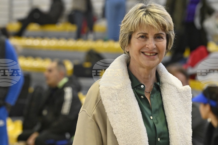 Bulgarian Olympic Committee President Lecheva Congratulates Bulgarian Snowboarders on Bansko World Cup Success