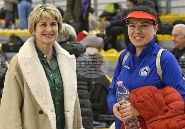 Антоанета Костадинова спечели златото на микс пистолет в тандем с олимпийския шампион Дамир Микец на турнира Гран При в София 