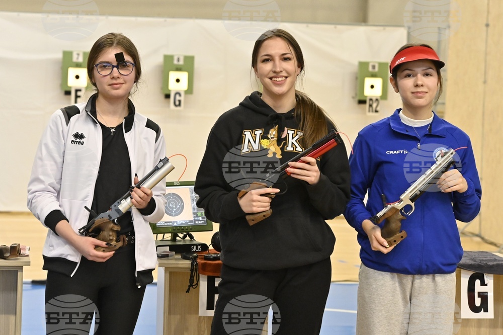 Държавно първенство по спортна стрелба с пневматично оръжие - категория девойки - пистолет