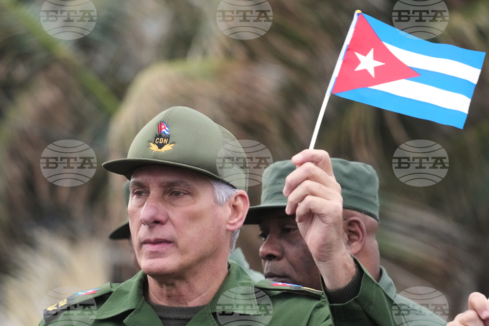 Кубинският президент каза, че военната готовност е най-добрият начин за възпиране на американския империализъм