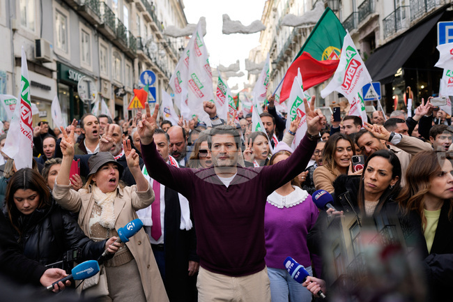 АФП: В Португалия крайната десница още повече разтърсва политическата сцена