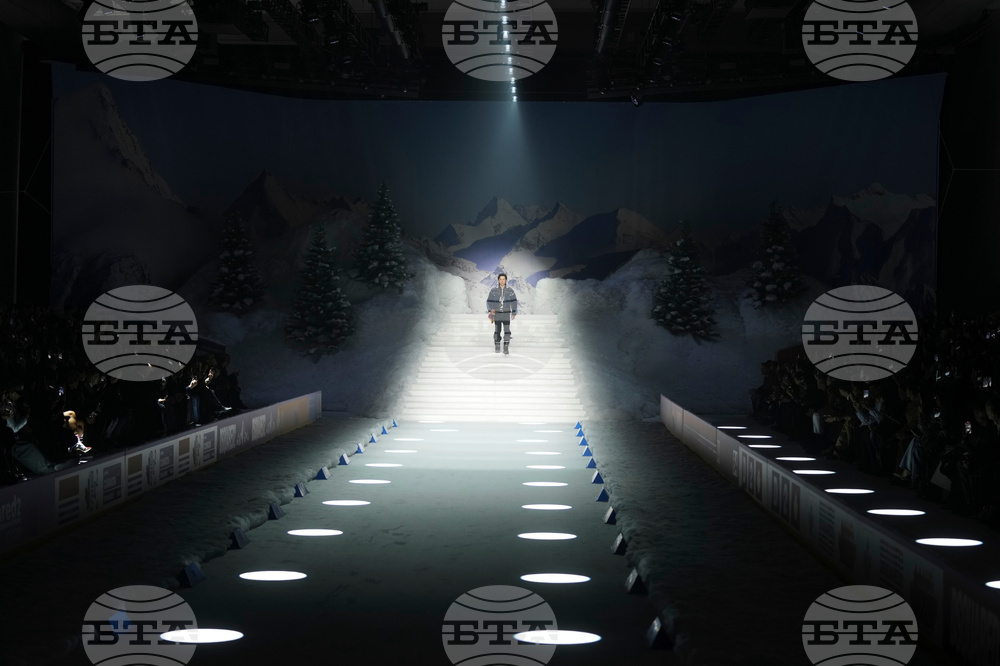 Italy Fashion Dsquared2 F/W 26/27