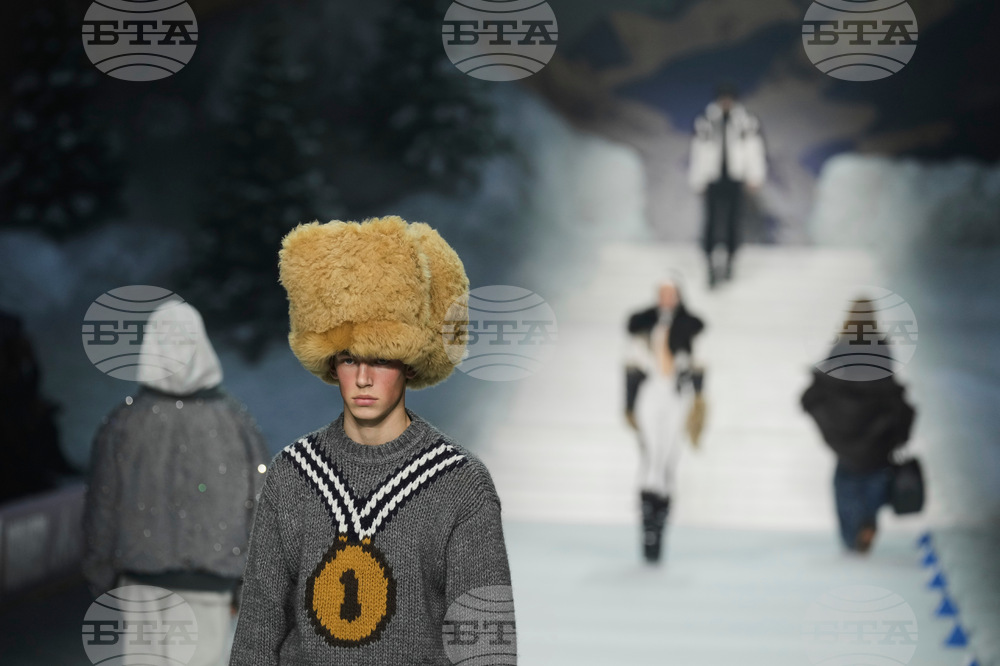 Italy Fashion Dsquared2 F/W 26/27