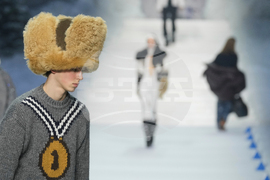 Italy Fashion Dsquared2 F/W 26/27