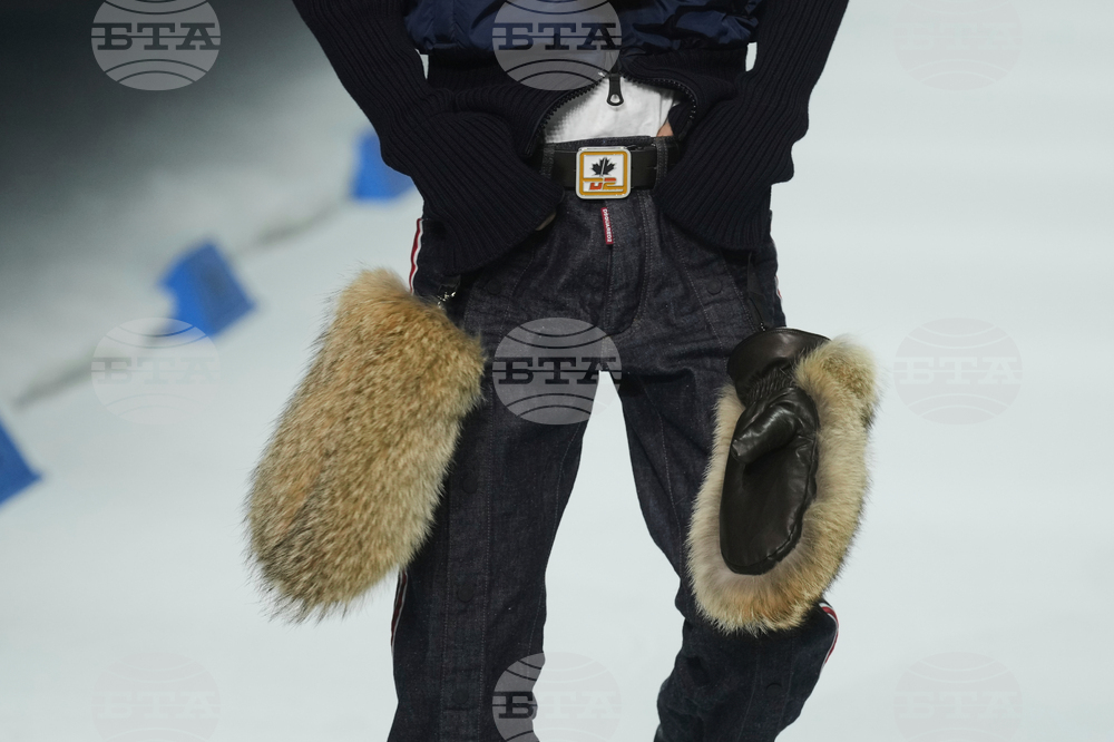 Italy Fashion Dsquared2 F/W 26/27