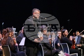 Бургас - благотворителен концерт „Нов роял за талантите на Бургас“