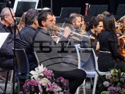 Бургас - благотворителен концерт „Нов роял за талантите на Бургас“