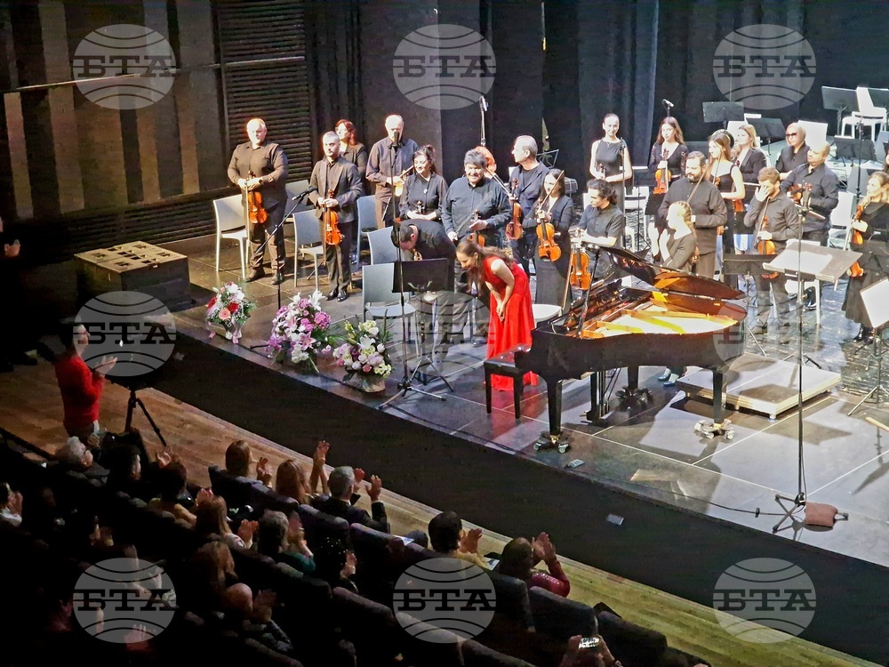 Бургас - благотворителен концерт „Нов роял за талантите на Бургас“