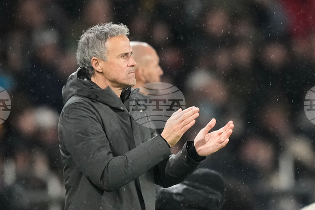 Енрике за слуховете за нов договор с ПСЖ: „Испанците винаги са под прожекторите“