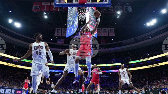 Кливланд измъкна труден успех над Филаделфия в среща от НБА