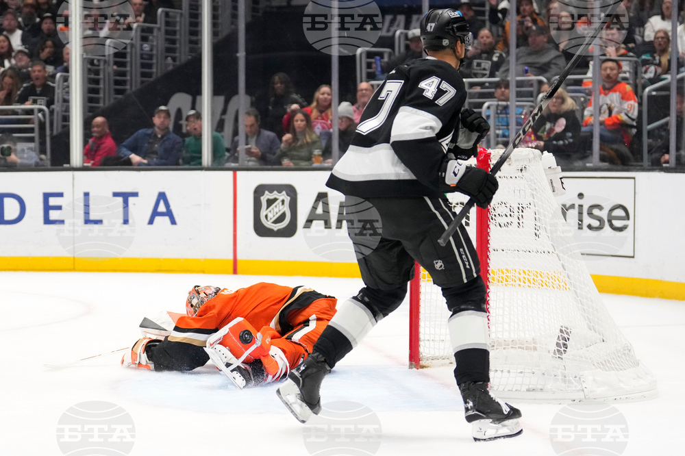 CORRECTION Ducks Kings Hockey