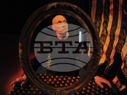 Барелеф на Вельо Горанов ще има във фоайето на „Сълза и смях“, снимка – Народно читалище „Славянска беседа“