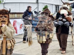Перник - Международен фестивал на маскарадните игри „Сурва“