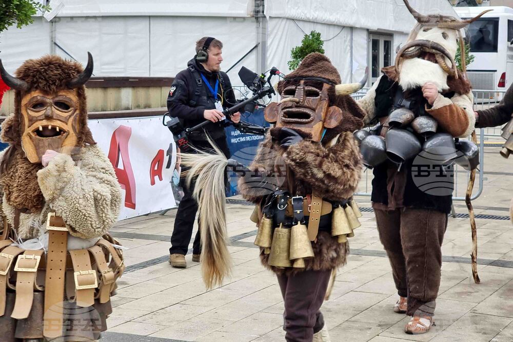 Перник - Международен фестивал на маскарадните игри „Сурва“