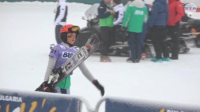 Трима българи стигнаха до финалите в първия състезателен ден от Световната купа по алпийски сноуборд в Банско