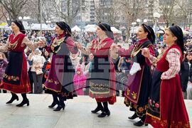Перник - Международен фестивал на маскарадните игри „Сурва“