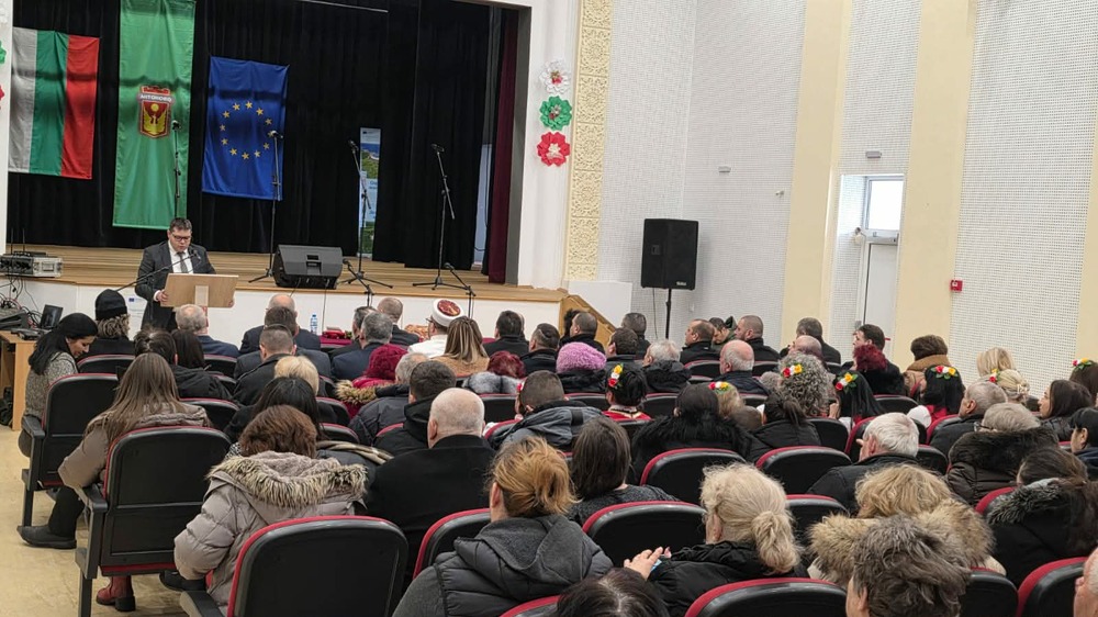 Празникът е, за да припомни силата и значението на общочовешките ценности, каза кметът на Антоново Хайредин Мехмедов 