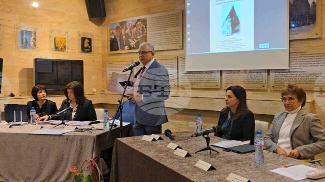 По повод 170 години от рождението на Райна Княгиня днес в Панагюрище бе открита Национална кръгла маса