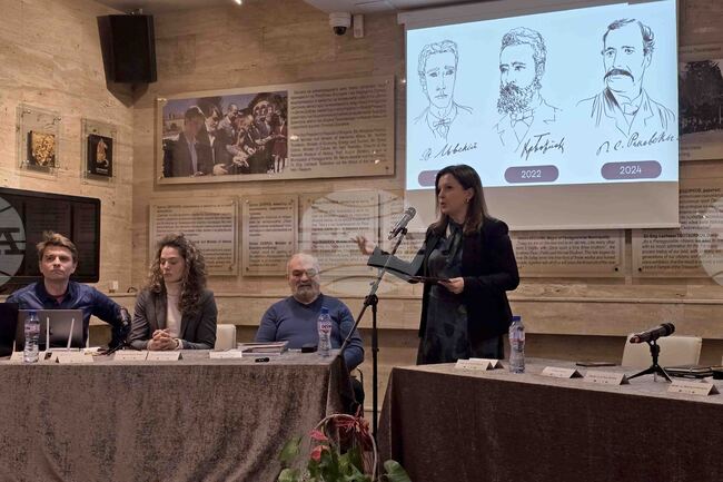 Проектът „Почеркът на Райна Княгиня като дигитален шрифт“ беше представен на национална кръгла маса в Панагюрище