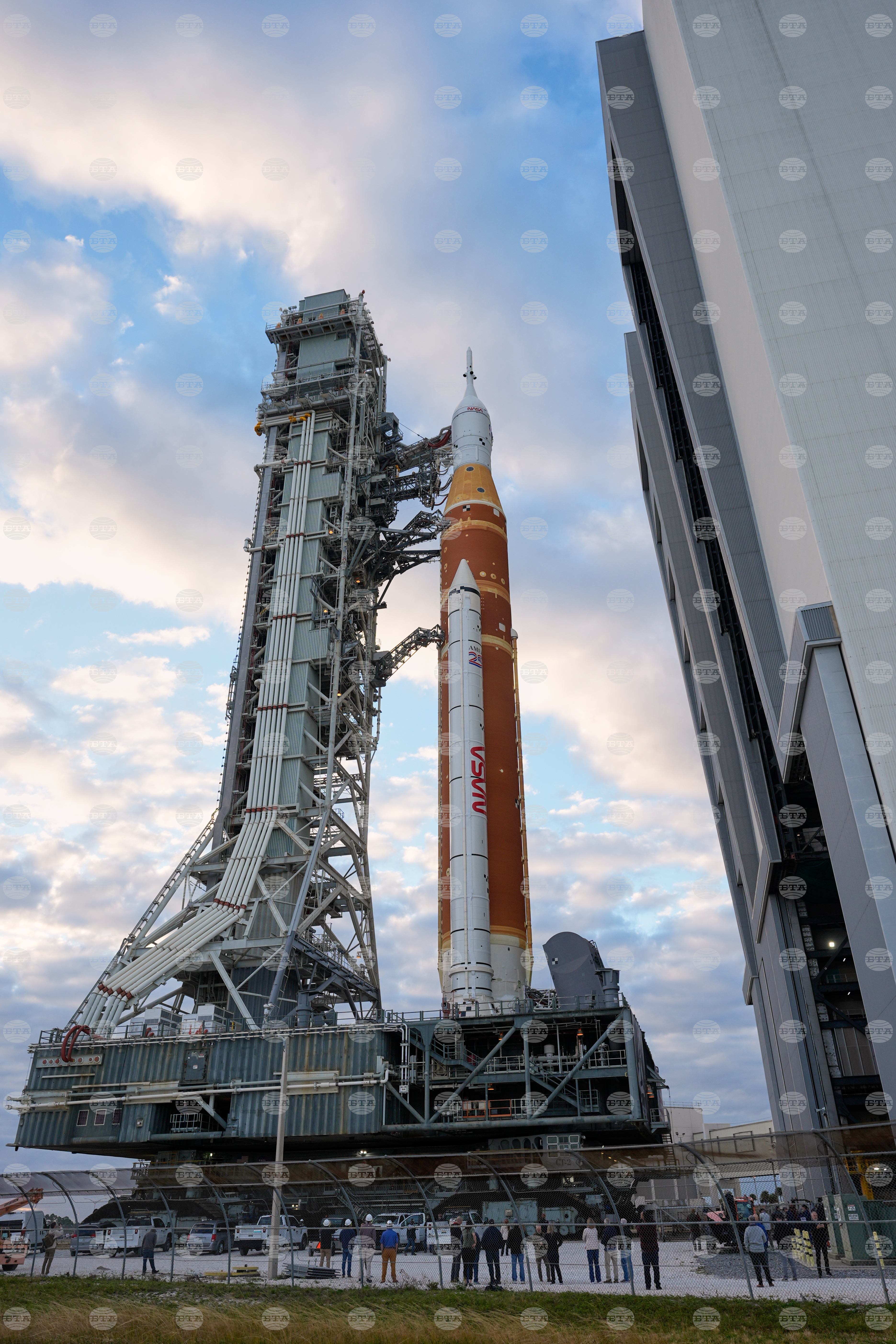 NASA Artemis Moonshot