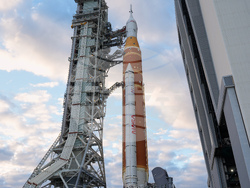 NASA Artemis Moonshot