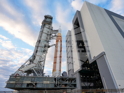 NASA Artemis Moonshot