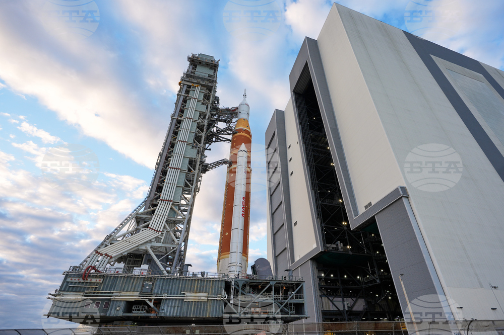 NASA Artemis Moonshot