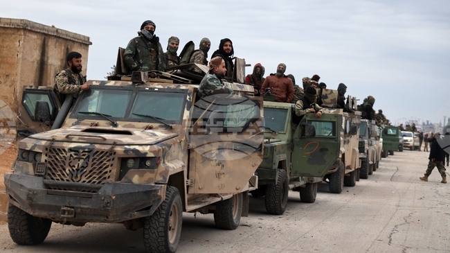 Армията завзе големи нефтени и газови находища в източна Сирия 