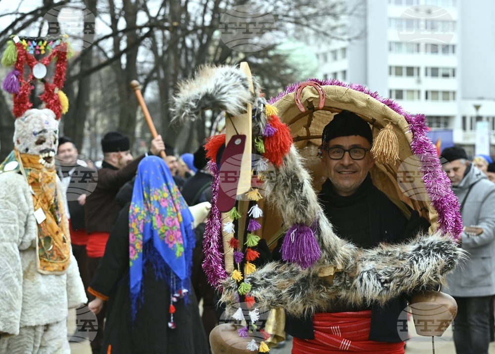 Перник - Международен фестивал на маскарадните игри „Сурва“