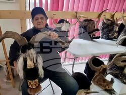 Перник - Малин Будинов - майстор на маски