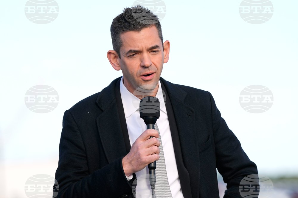 NASA Artemis Moonshot