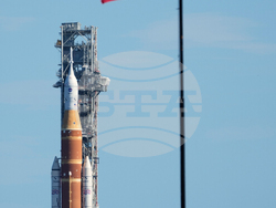 NASA Artemis Moonshot