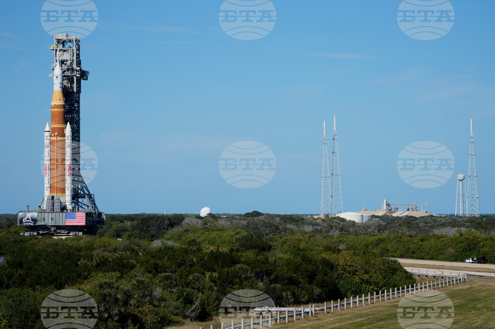 NASA Artemis Moonshot