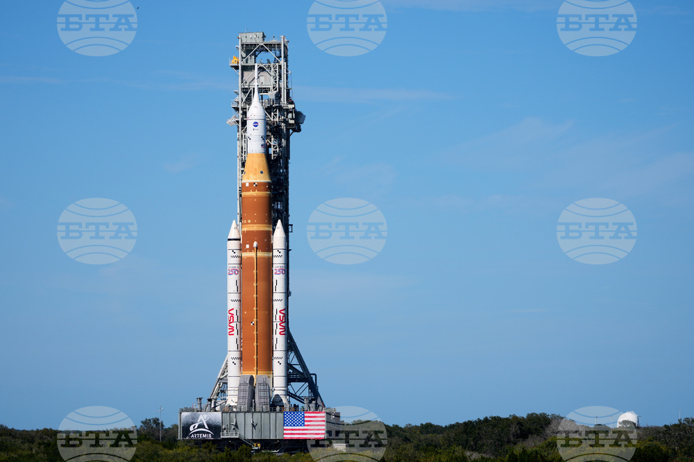 NASA Artemis Moonshot