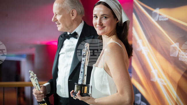 „Сантиментална стойност“ и „Сират“ триумфираха на Европейските филмови награди