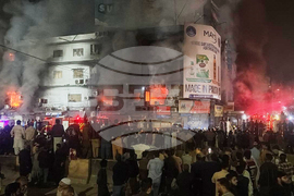 Pakistan Shopping Mall Fire