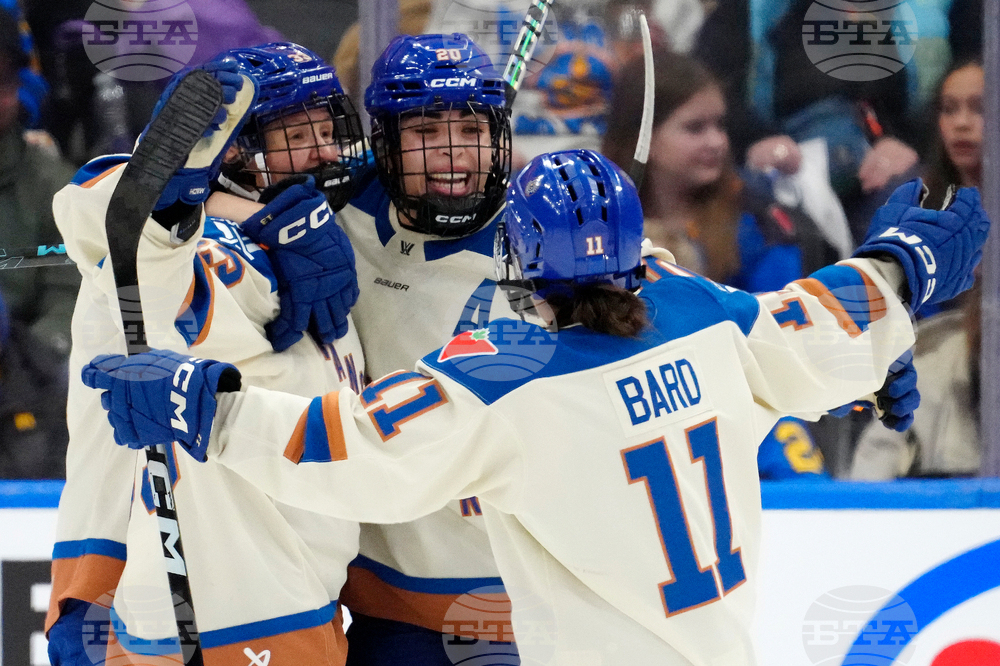 PWHL Goldeneyes Sceptres Hockey