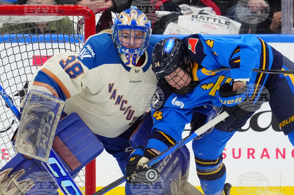 PWHL Goldeneyes Sceptres Hockey